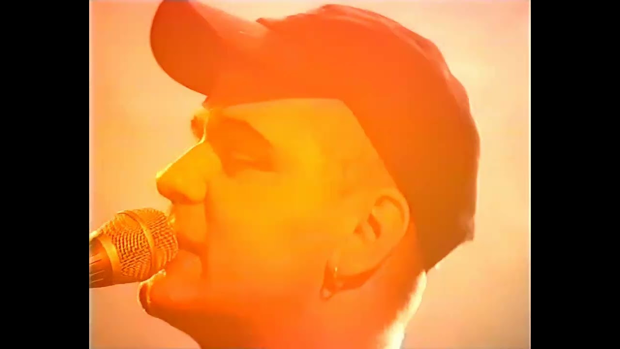 The Bates - Batschkapp, Frankfurt (22.12.99) (Full HD / VHS/DVD Upscale)
