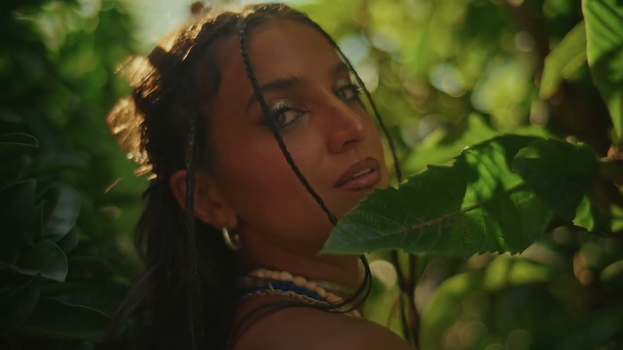 agusmor - Un ratito más (Official Video)
