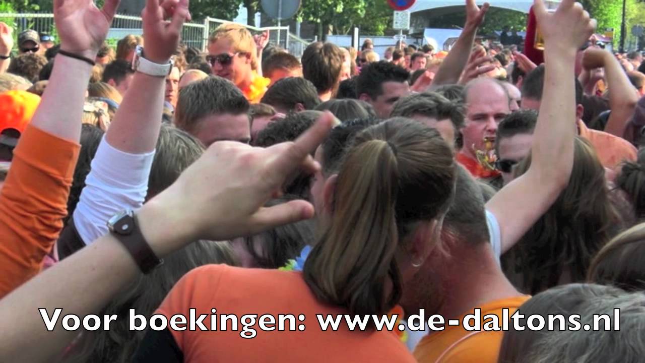 Achterhoekse wandel vierdaagse 2012 - De Daltons - Naar de top - AW4D lied