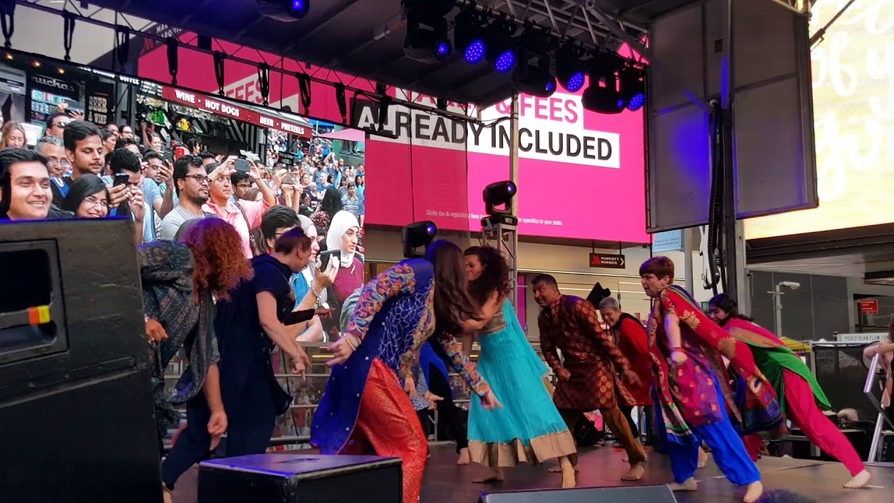 KOG Diwali Take Over at Times Square 2017 pt.8  Bali Bali GROUP DANCE
