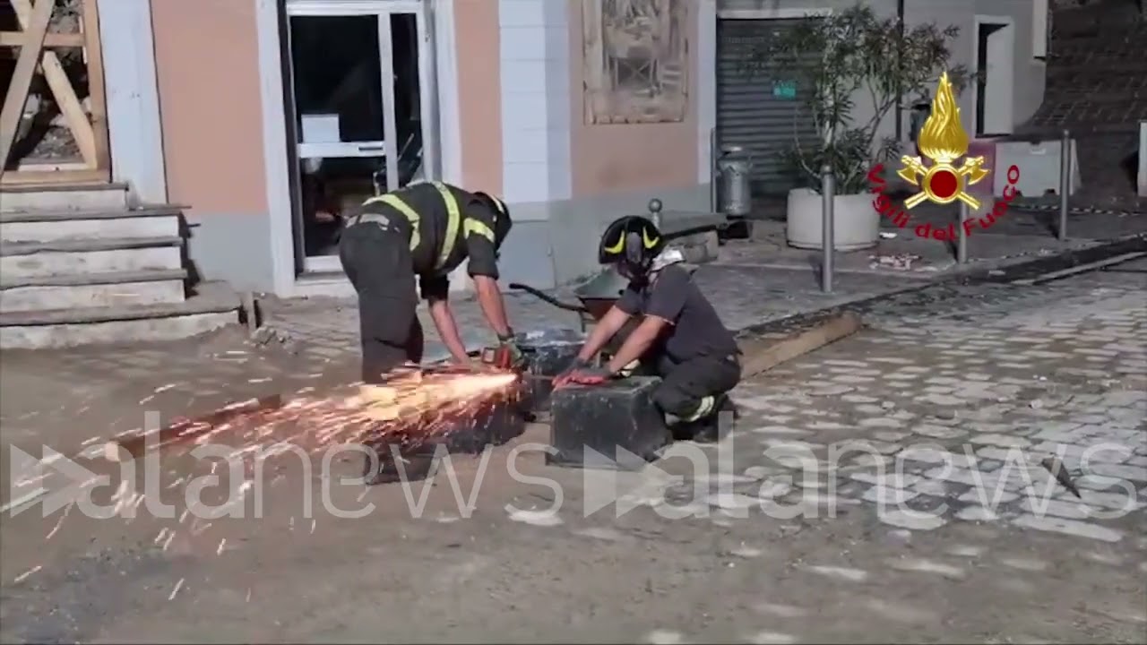 Esplode palazzina, festa di compleanno con tre feriti a Soldano