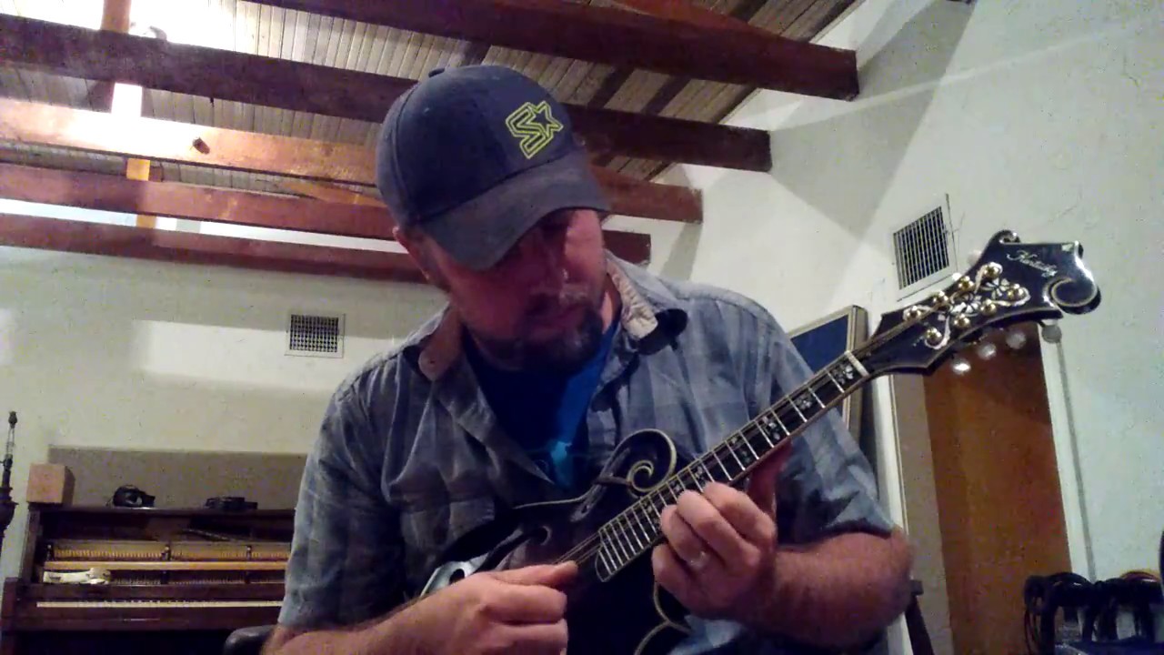 Carol Of The Bells : Conrad Craft mandolin practice session 1.