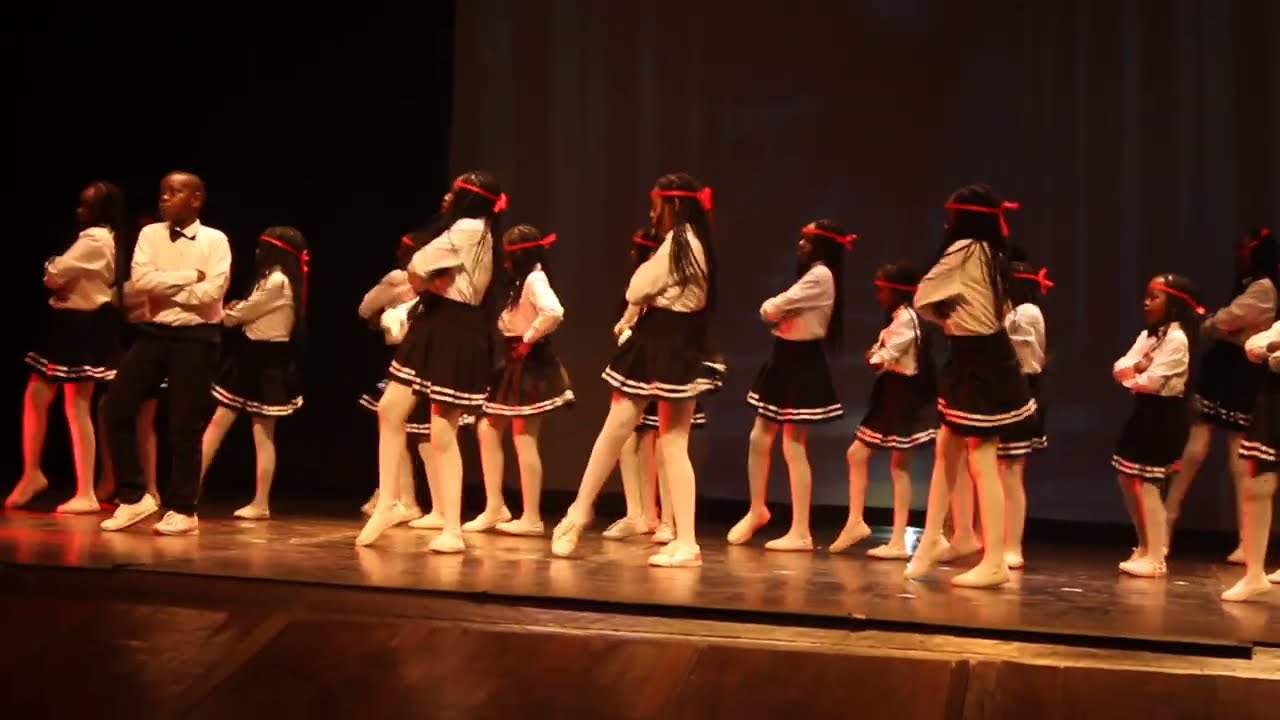 BEST DANCE COMPETITION FROM KINGS INTERNATIONAL AND FINSTOCK DANCE VARSITY KIDS