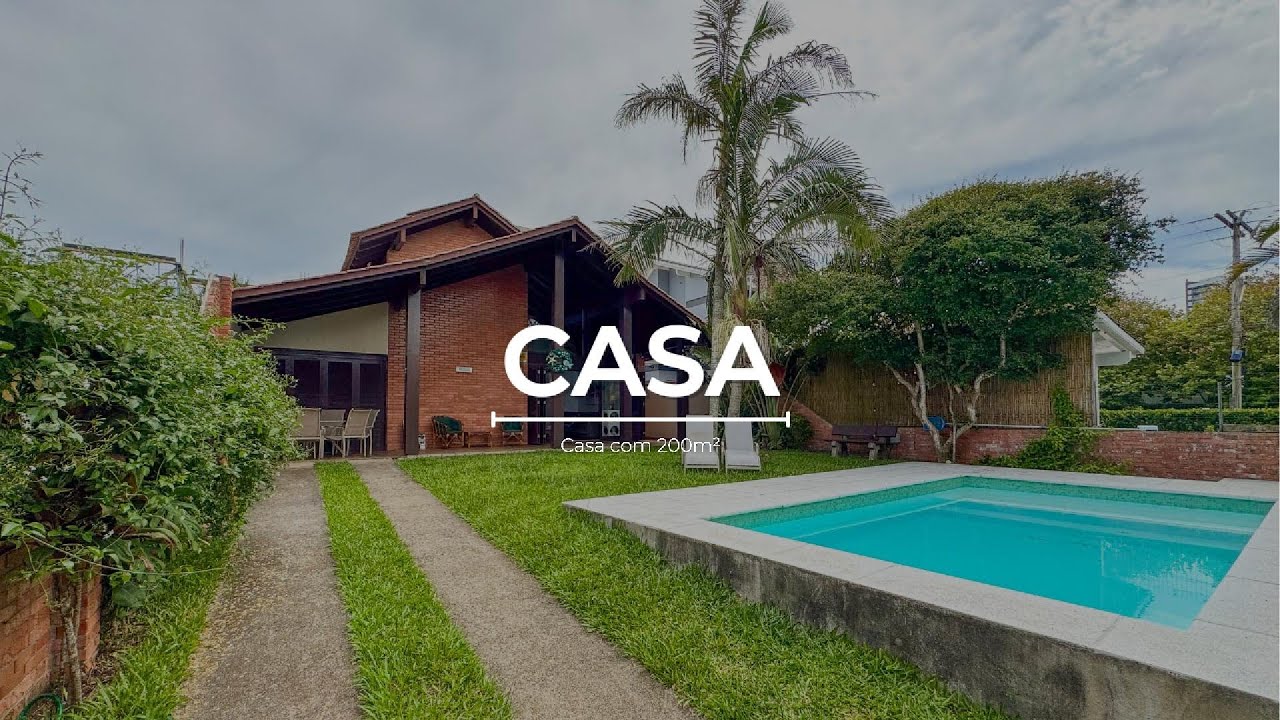 Casa de 4 quartos a poucos passos da Praia em Torres - RS