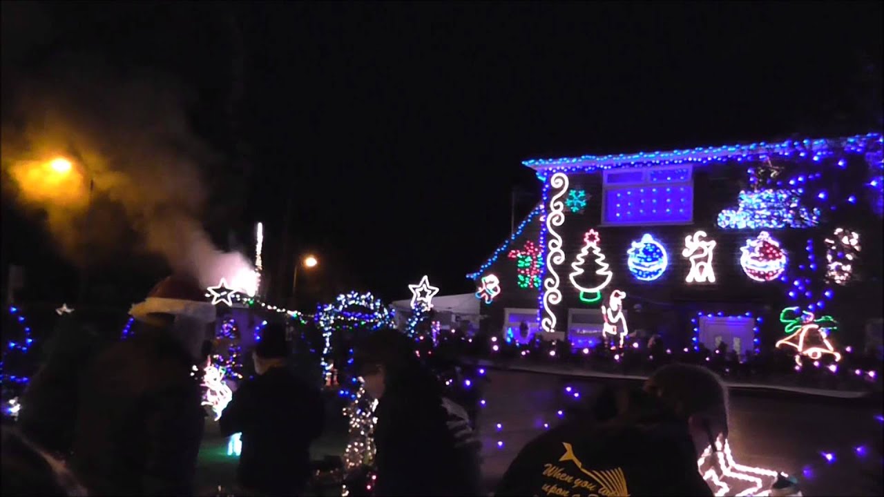 Nuthall Christmas Lights Display 2014 (HD)