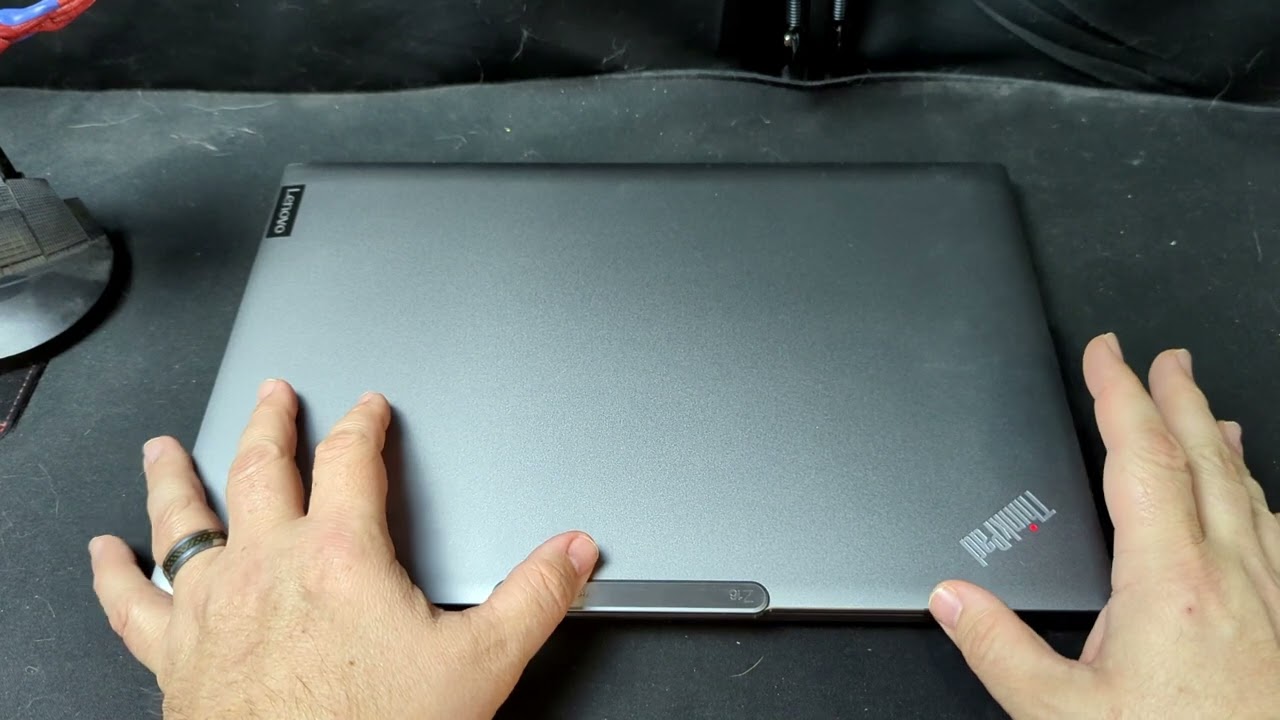 Lenovo Thinkpad Z16 Hands-On Review
