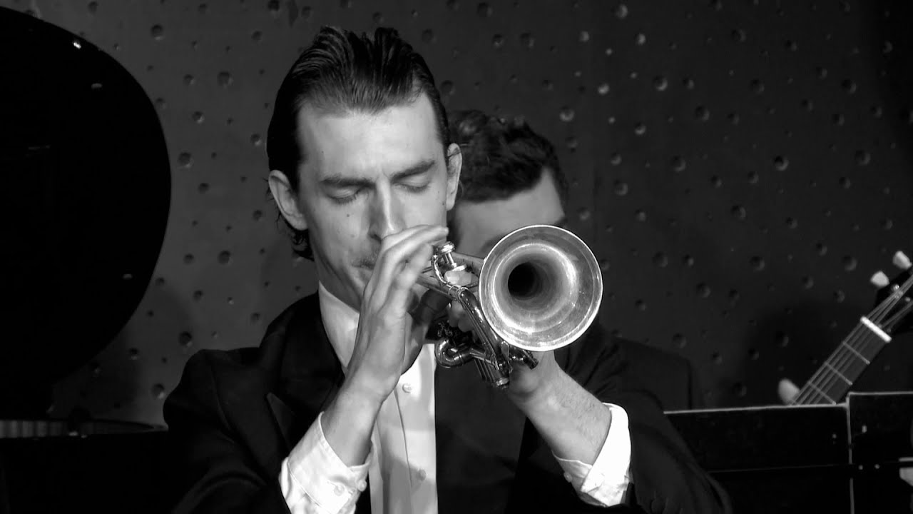 ORIGINAL PRAGUE SYNCOPATED ORCHESTRA Five Foot Two, Eyes Of Blue