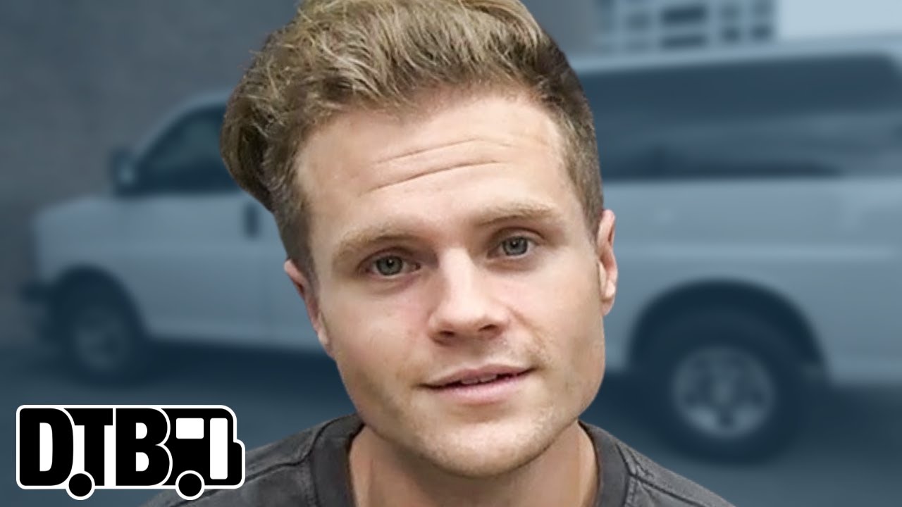 Dead Poet Society - BUS INVADERS Ep. 1611