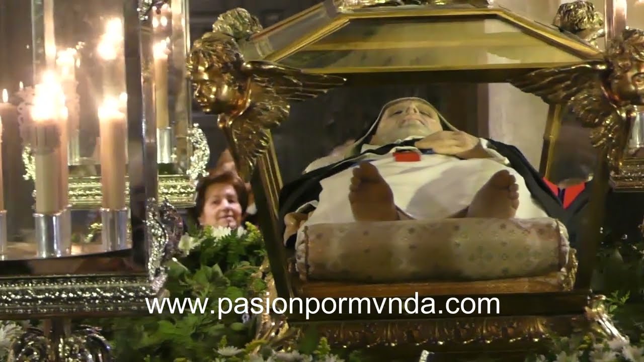 Las reliquias de San Juan Bautista de la Concepción protagonizaron una procesión extraordinaria