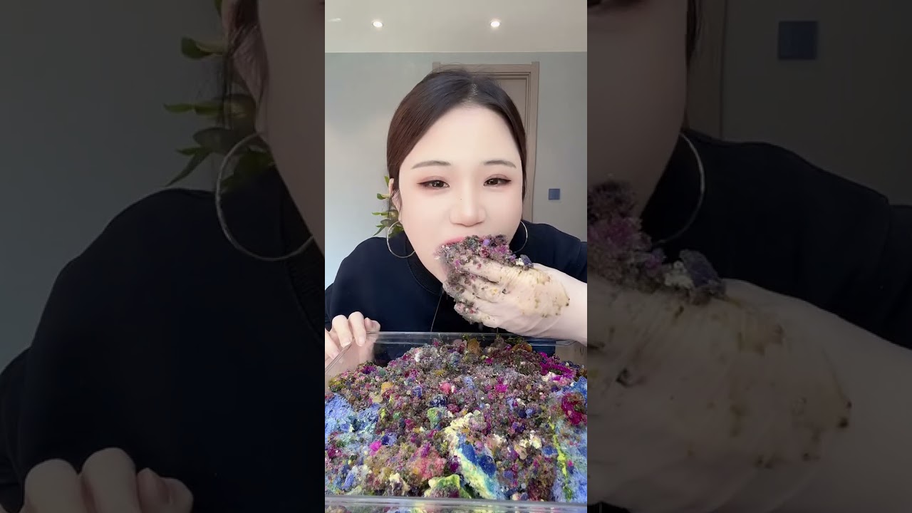 ASMR ICE EATING WITH MATCHA GREEN TEA #matcha #matchalover #matchalovers   