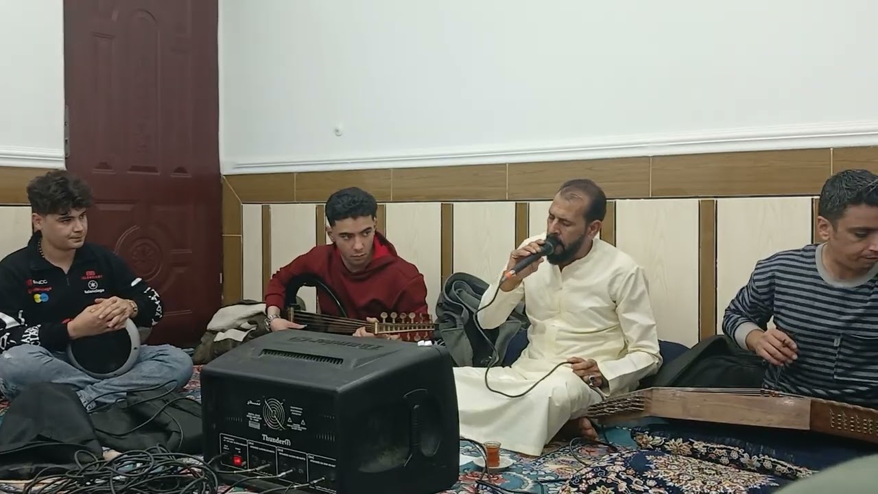حبیب الناصری و رزاق کرادی مع عباس شهابی مع حاتم کرادی اولاد املحه 
