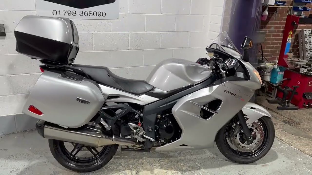 TRIUMPH SPRINT GT 1050 SE.