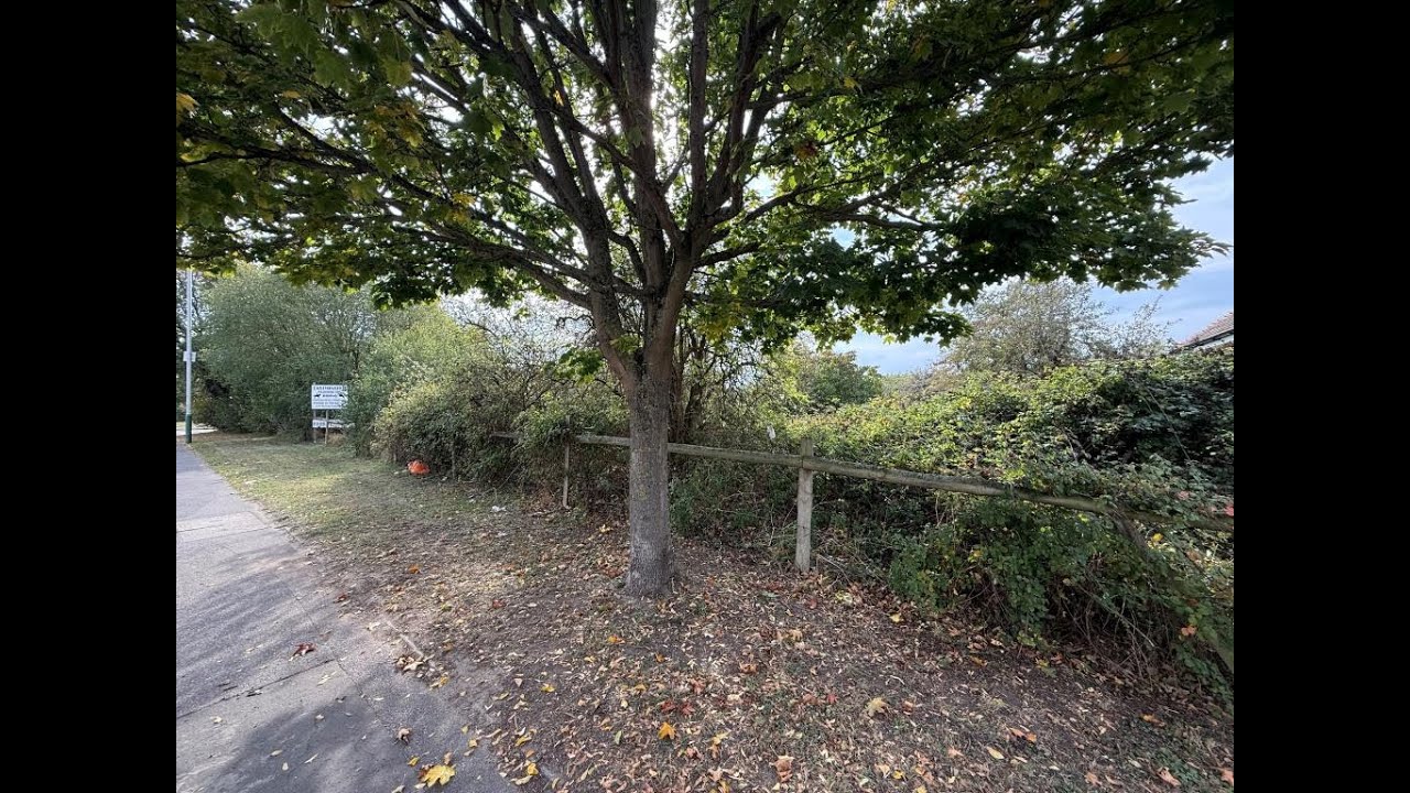 Land (Northern Section), Upper Rainham Road, Hornchurch, Essex, RM12 4ES - February 2026 Auction