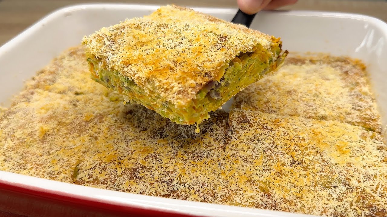 Просто натрите кабачки, чтобы приготовить это вкусное блюдо! Легко, полезно и дешево!