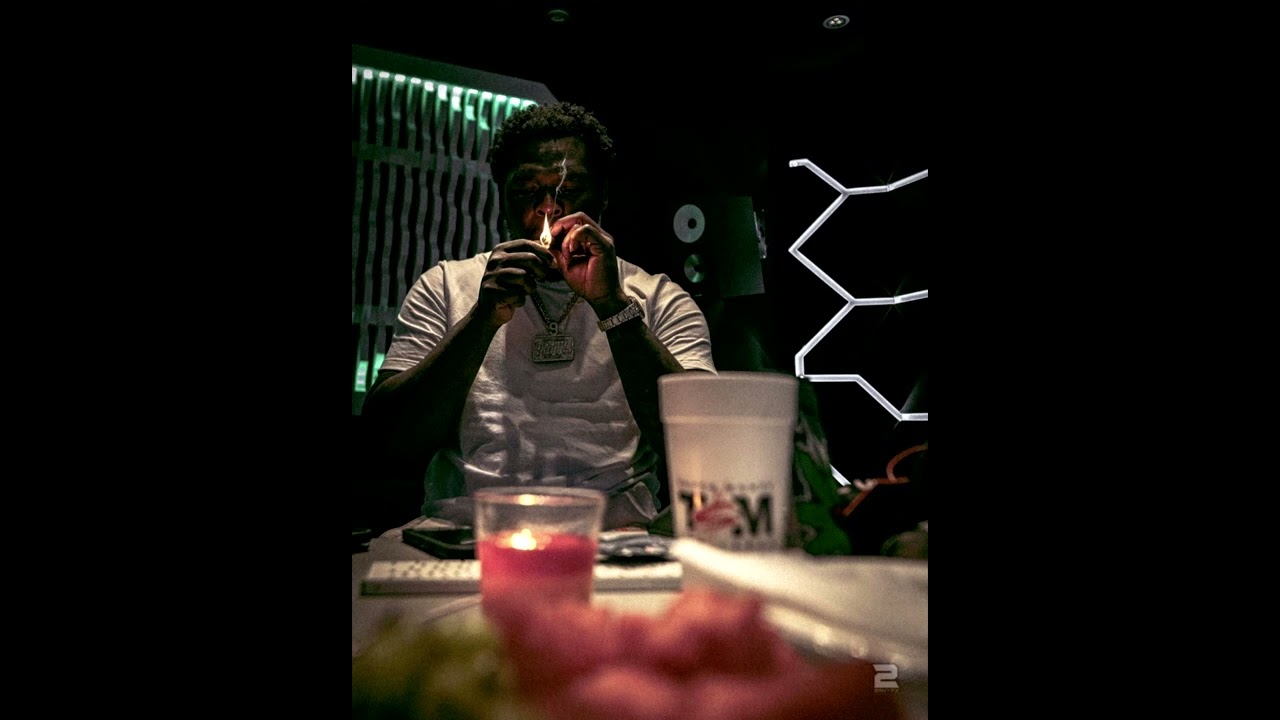 Major nine type beat “Sinking “