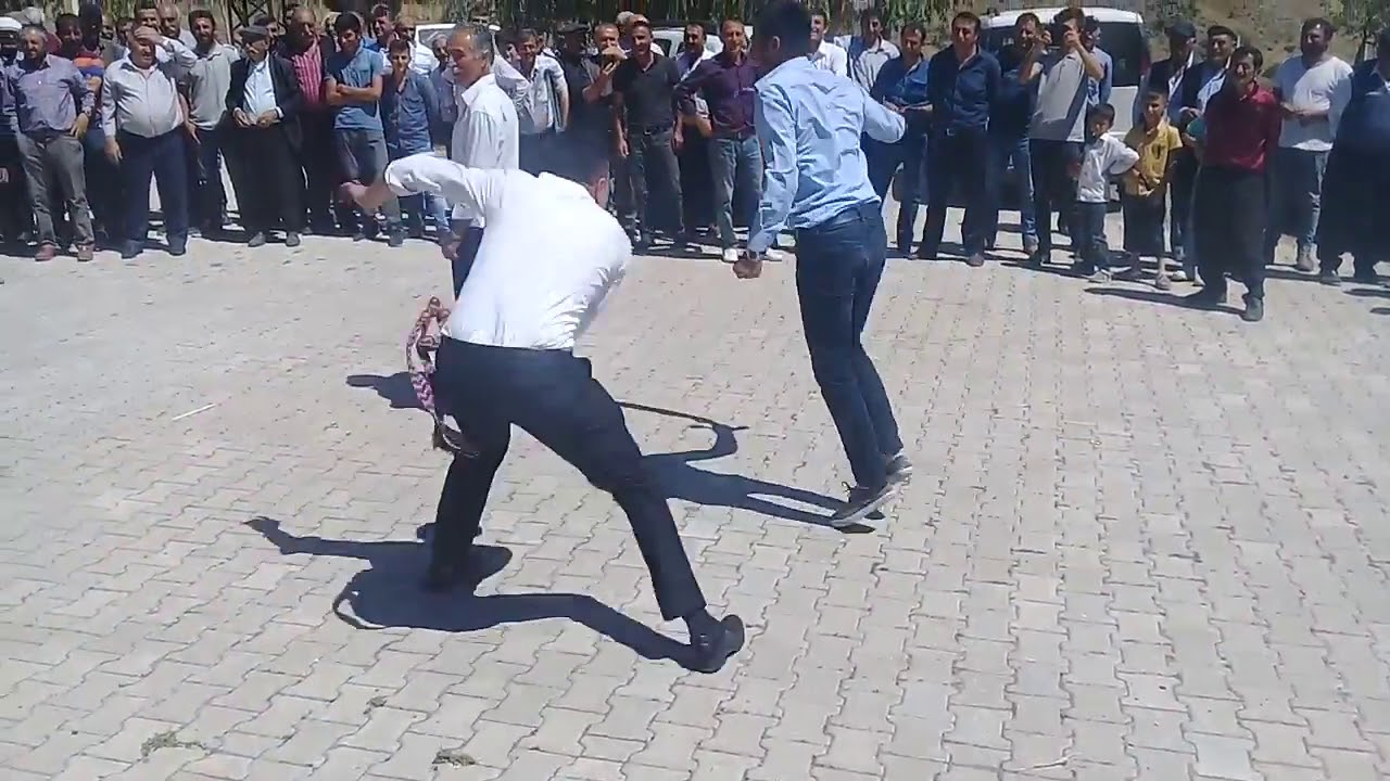 Malatya Hekimhan Aşağı Saz Köyü Tura Oyunu