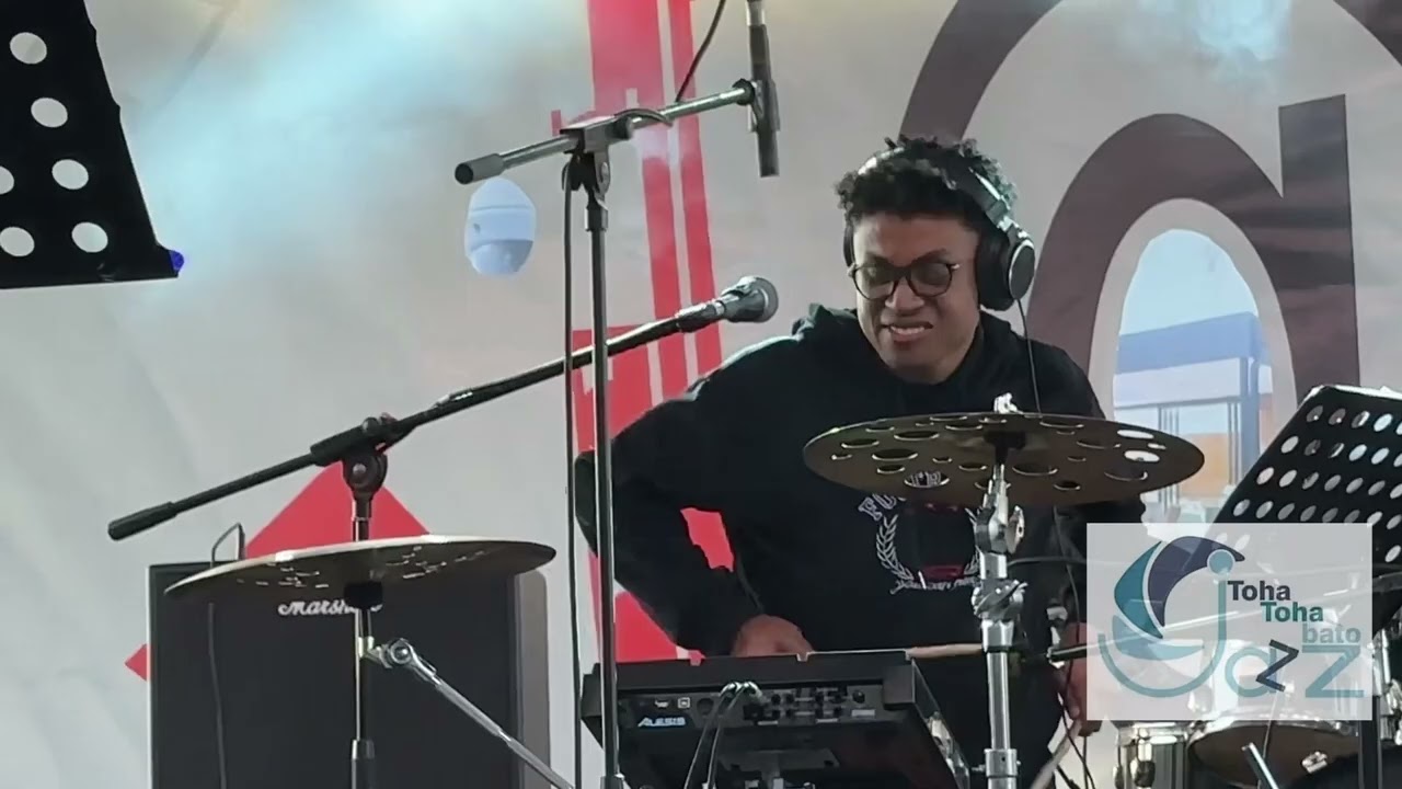 Rajery & Malagasy Electro Band - Aza mitomany  (Live Jazz@tohatohabato 2024)