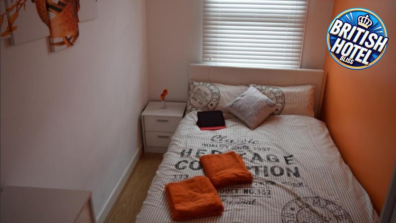 03 Bedroom Apartment-Self Check in | London, United Kingdom | Hotel Review 🏩