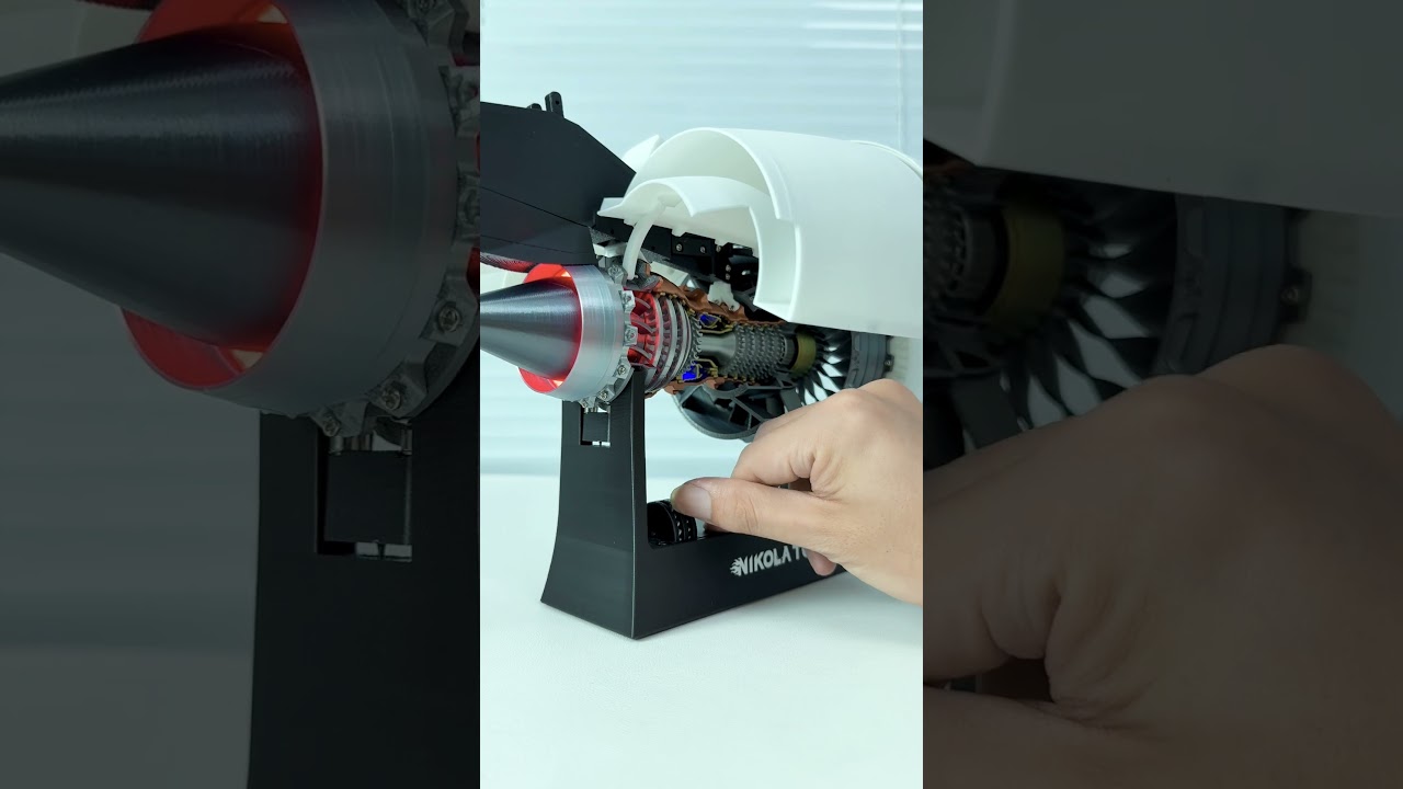 New Rolls Royce Trent 900 turbofan engine model