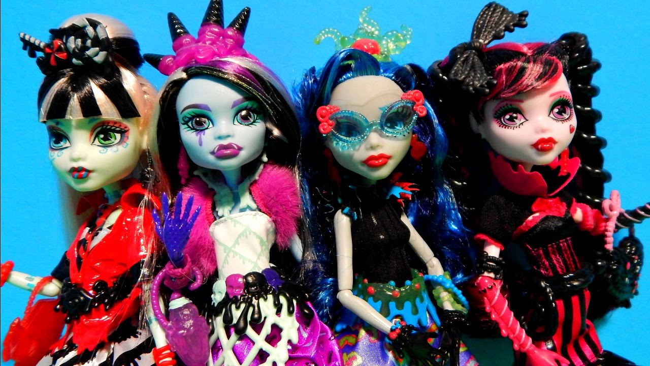 Monster High Exclusive Sweet Screams Ghoulia Abbey Frankie & Draculaura Dolls