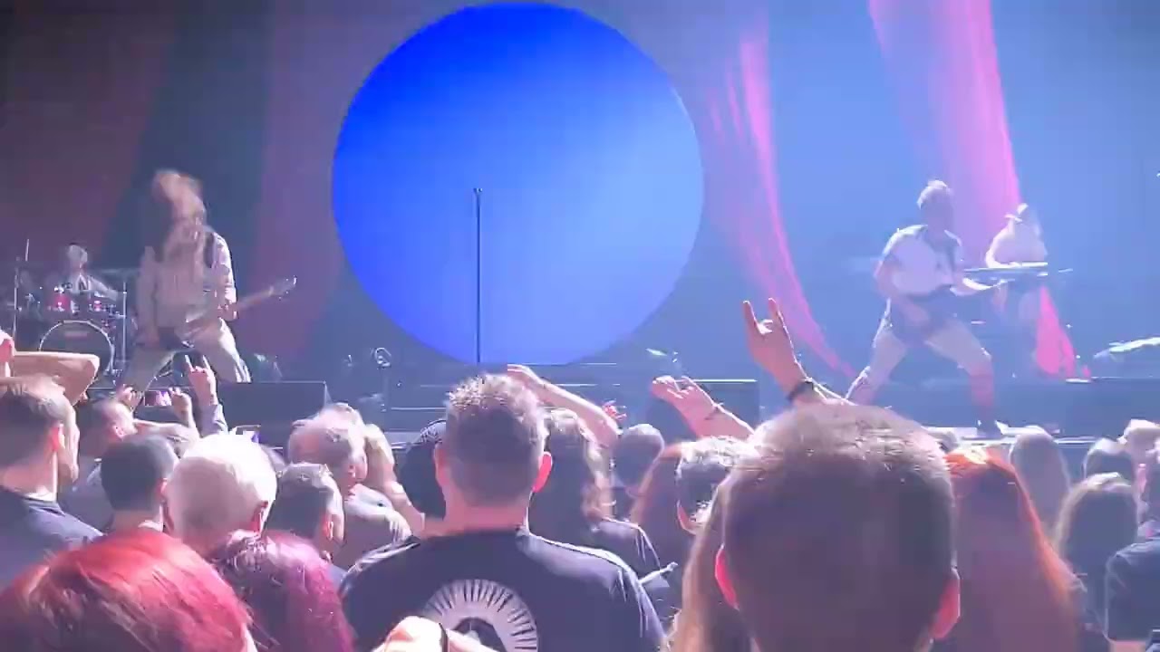 Charlotte Wessels - Timo Somers Solo - Tivoli Vredenburg 23-10-2022