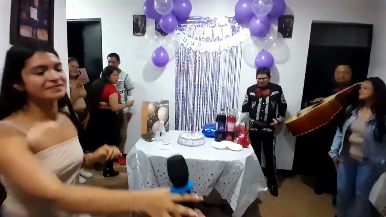 PARA UNA GRAN PERSONA FELIZ CUMPLEAÑOS ✨️ TE QUEREMOS 