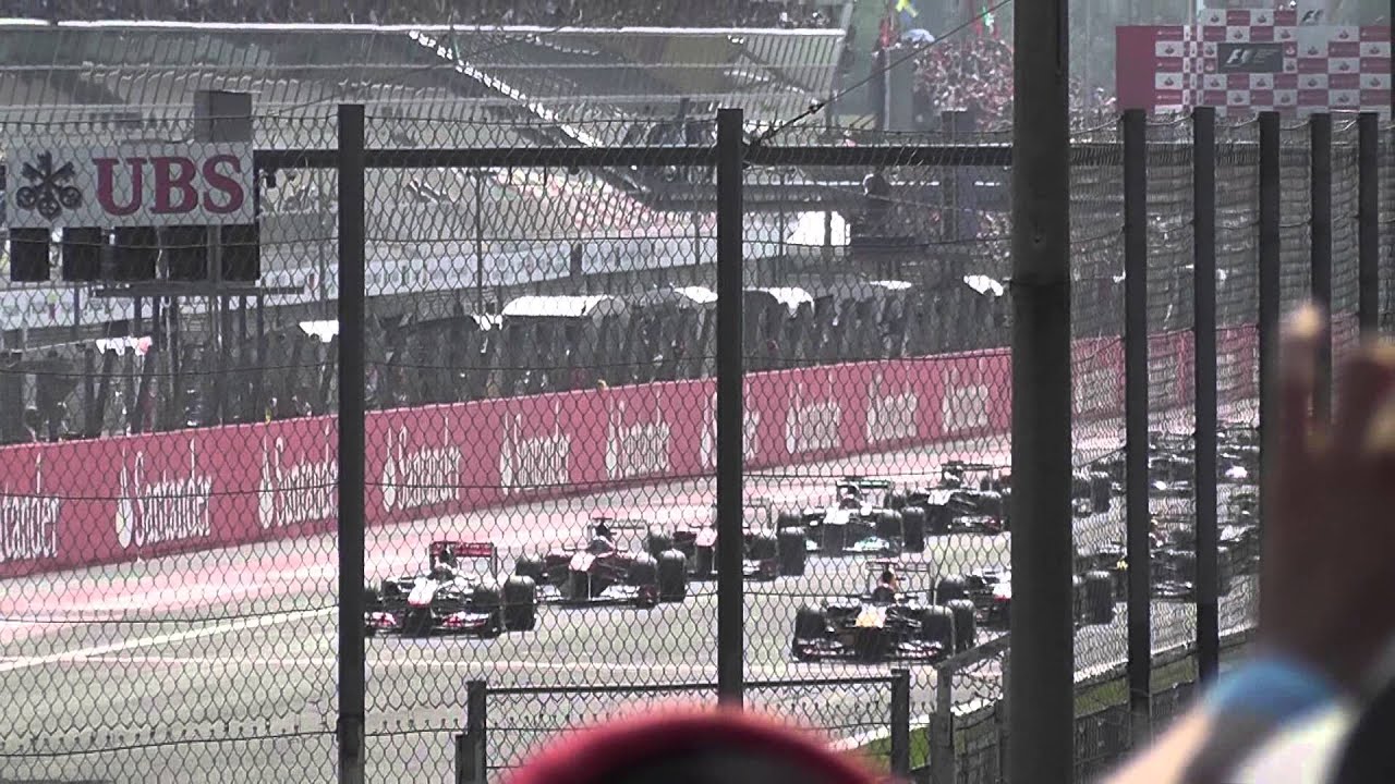 Partenza Formula 1 Monza 2011 Tribuna 5 Piscina Start FullHD