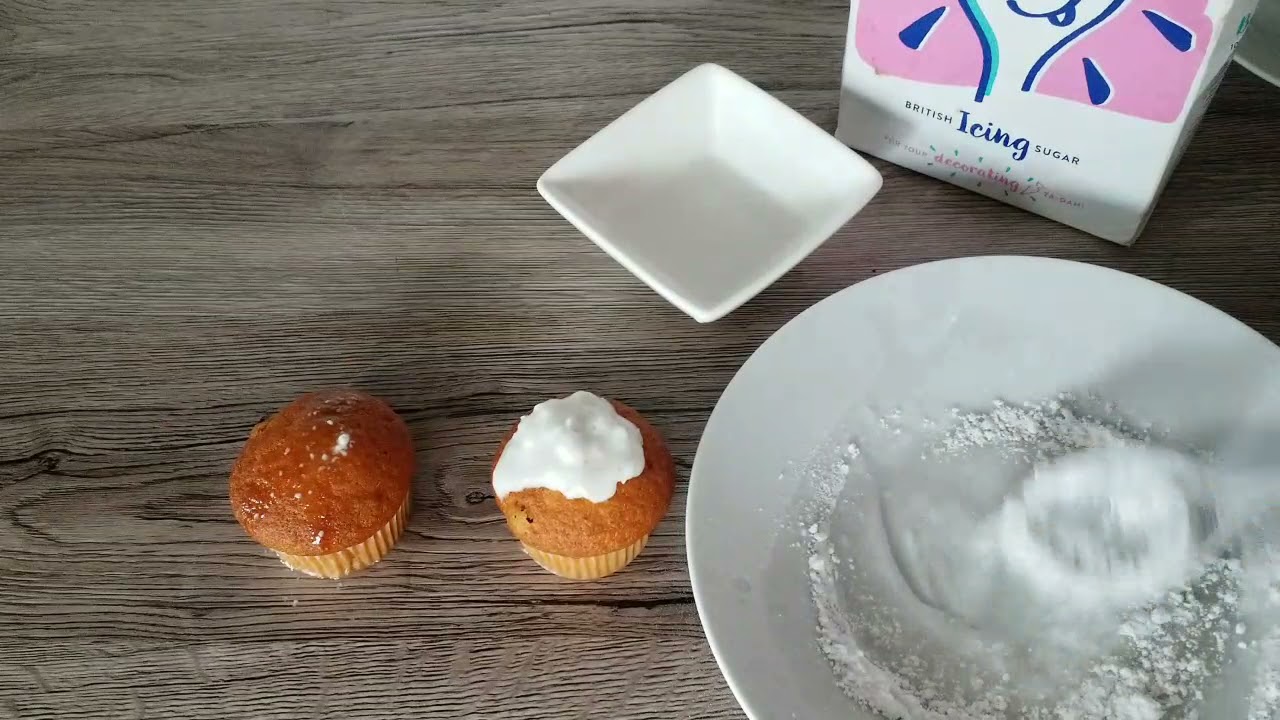 Level 1 Cake Decorating - Water Icing