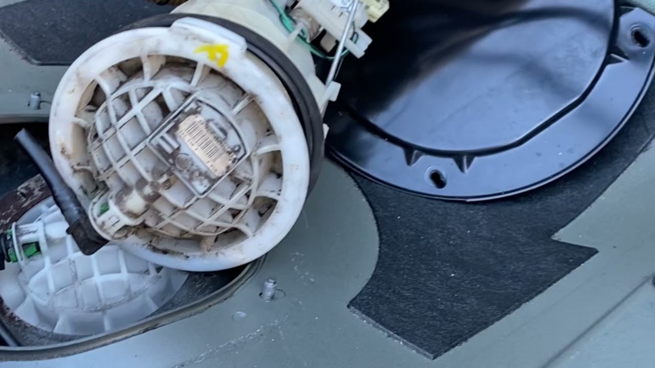 Mini Cooper S  R52 fuel gauge not working correctly