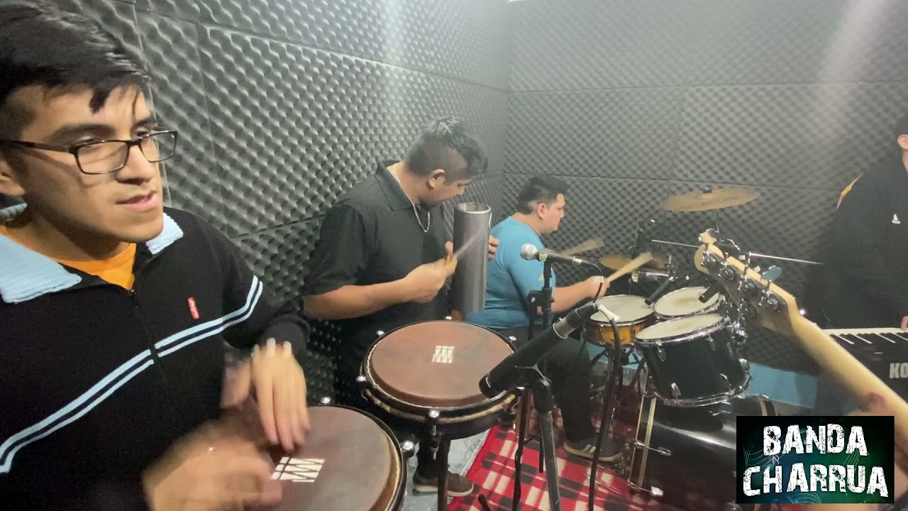 Banda Charrua y Carlos 