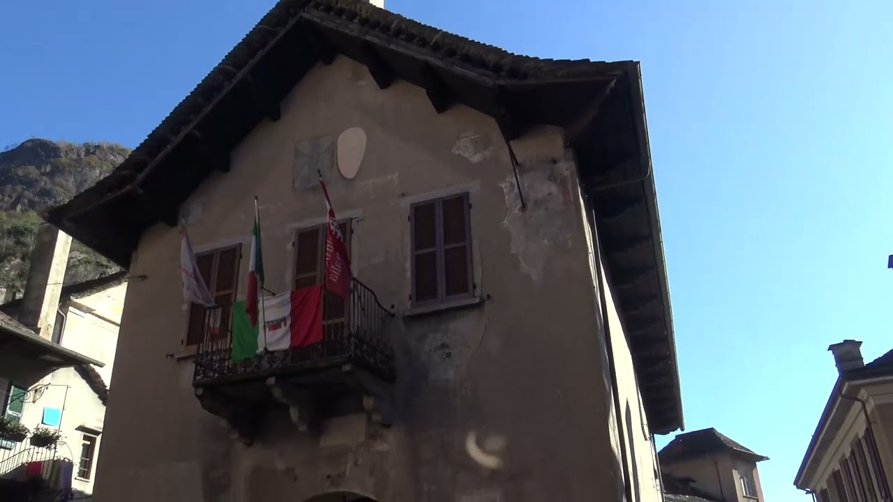 Per i vicoli di Vogogna nell’Ossola Inferiore (VCO)