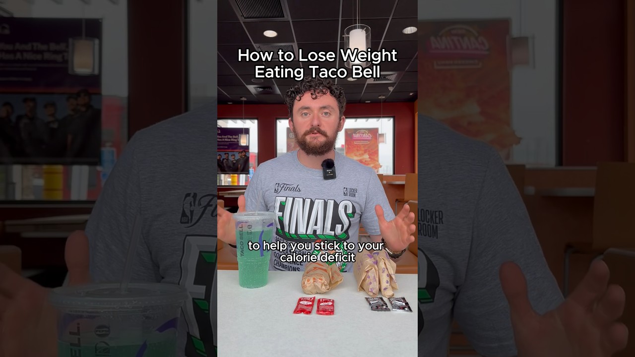 How to eat at Taco Bell and lose weight 🌮 #weightlosscoach #nutritionist #tacobell #fastfood