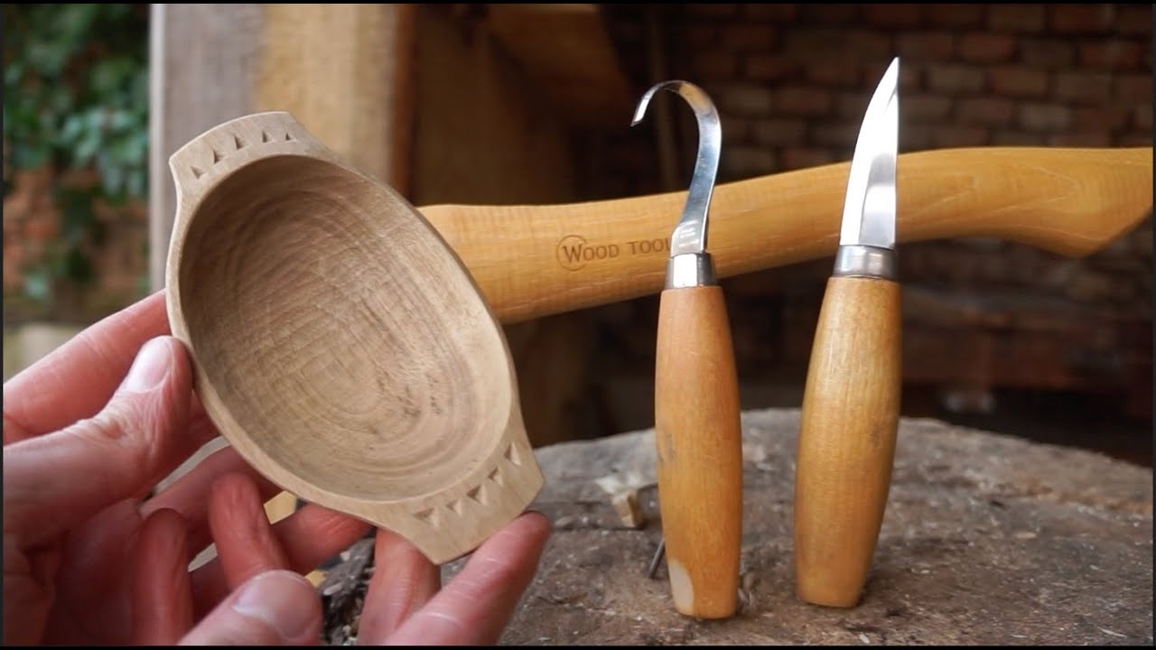 Calm Carving | A Small Bowl With Three Affordable Carving Tools
