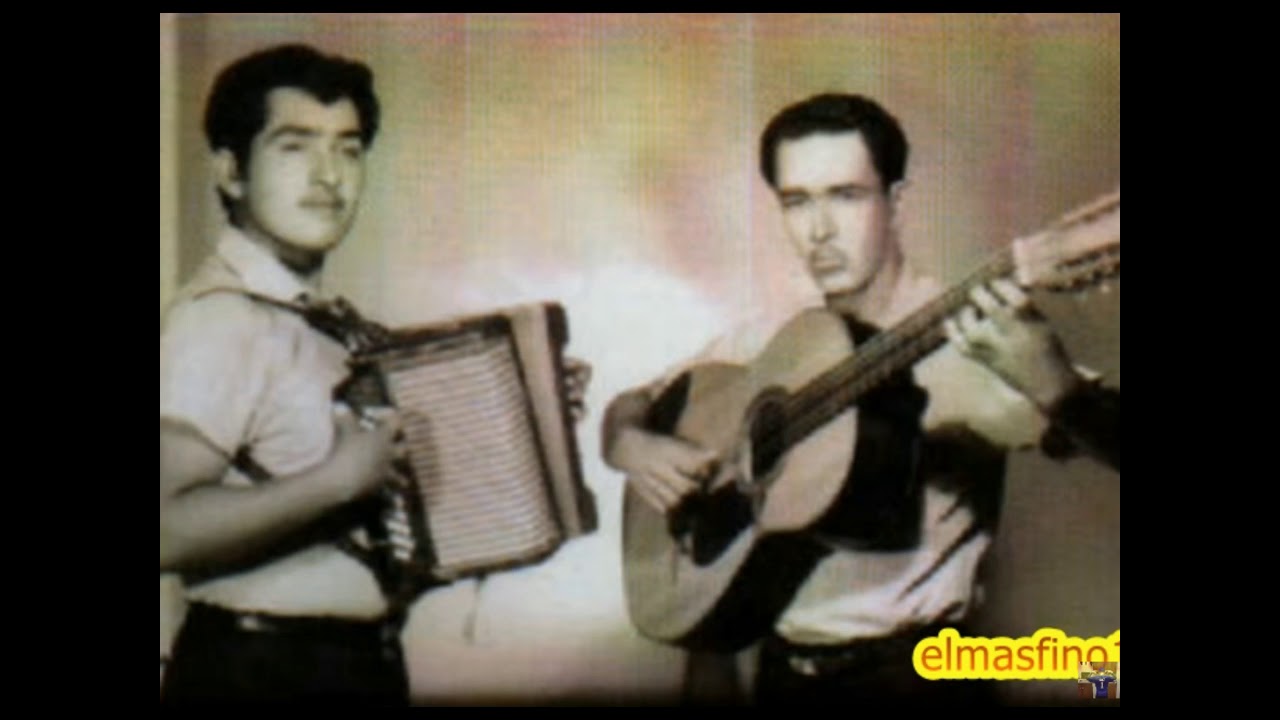 CARLOS Y JOSE :  Palomita De Alas Blancas; Soy Culpable; y, Volveras Conmigo.