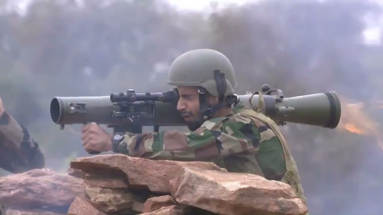 #🇮🇳 (salute for India armforce)