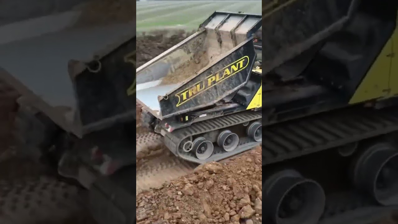 Prinoth Panther T14R 360 degree dump truck