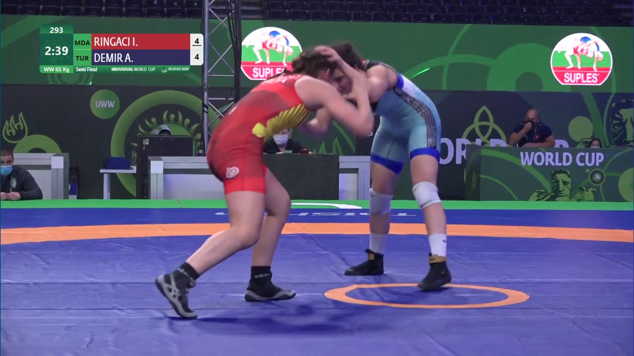 1/2 WW - 65 kg: I. RINGACI (MDA) v. A. DEMIR (TUR)