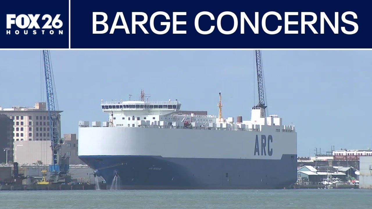 Meeting held on potential risks of barges in San Jacinto River