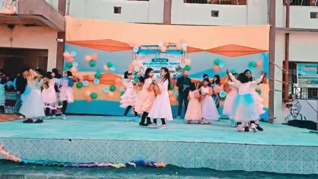 Welcome Dance by small kid's 