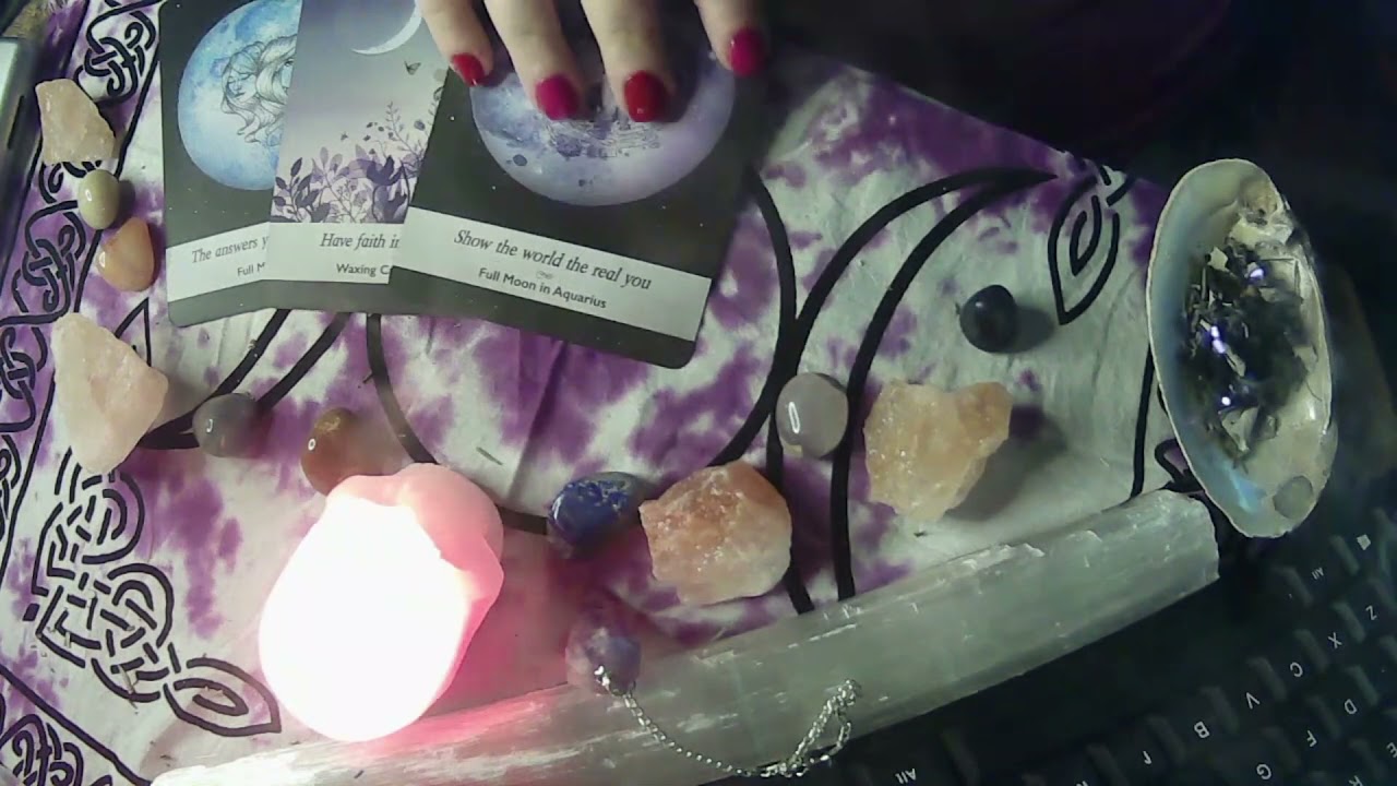 DAILY MOON READING
