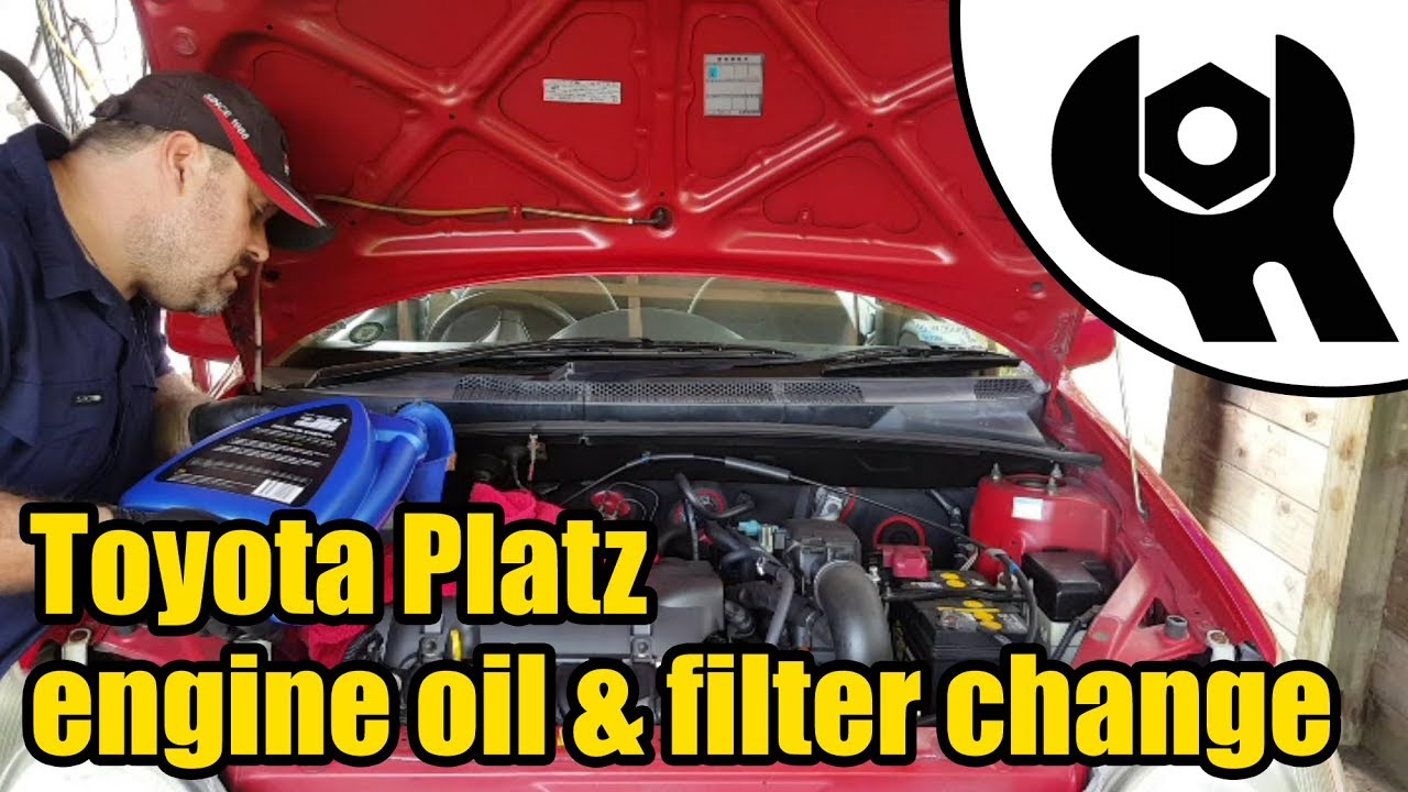 Toyota Platz engine oil & filter change #1832