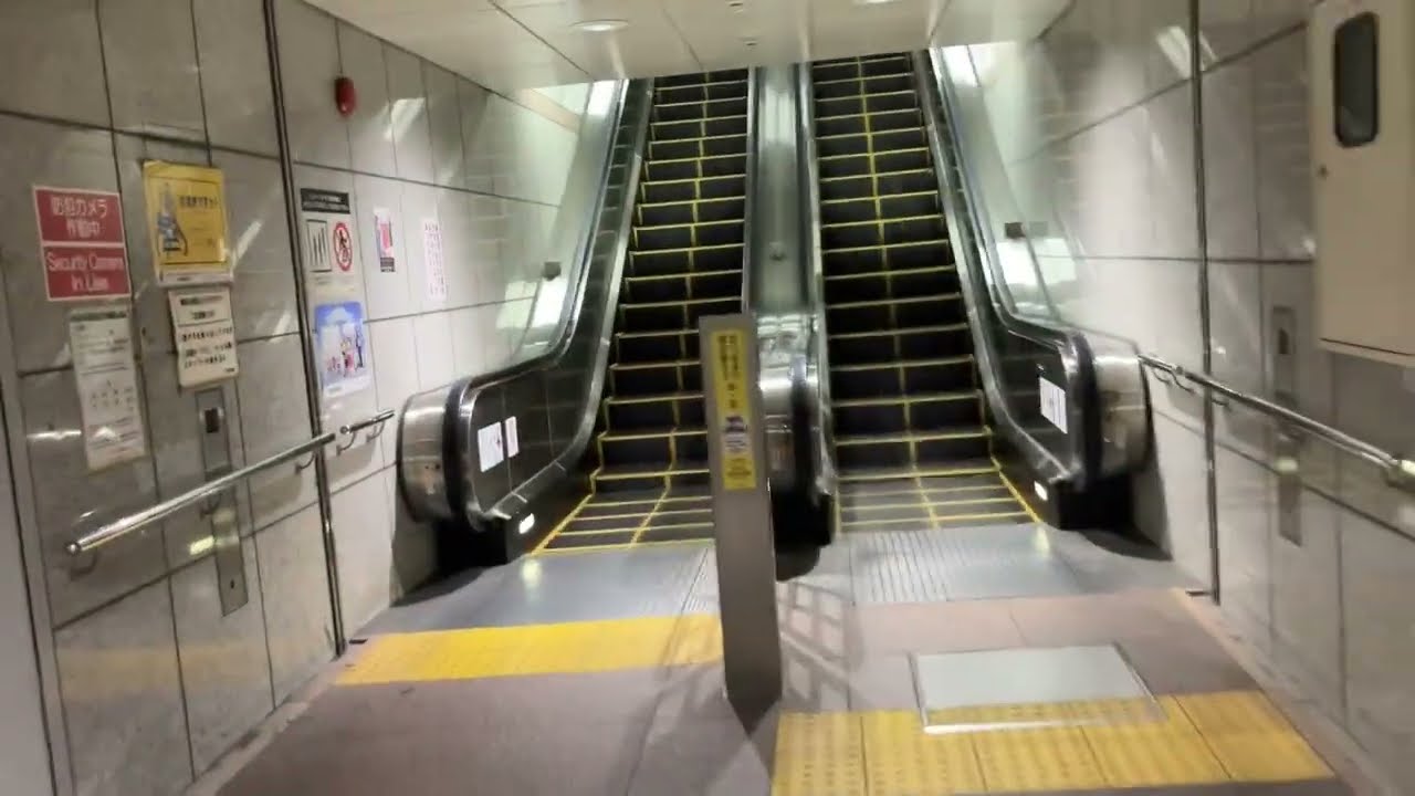 【日立】7X エスカレーター　地下鉄八田駅 7X escalator Hatta station Nagoya Subway line Aichi Japan