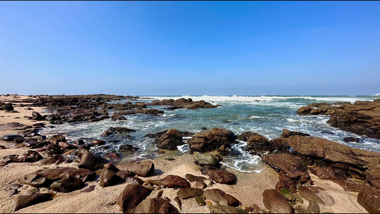 Marina 8 - Manaba Beach, Self Catering Holiday Accommodation South Coast.