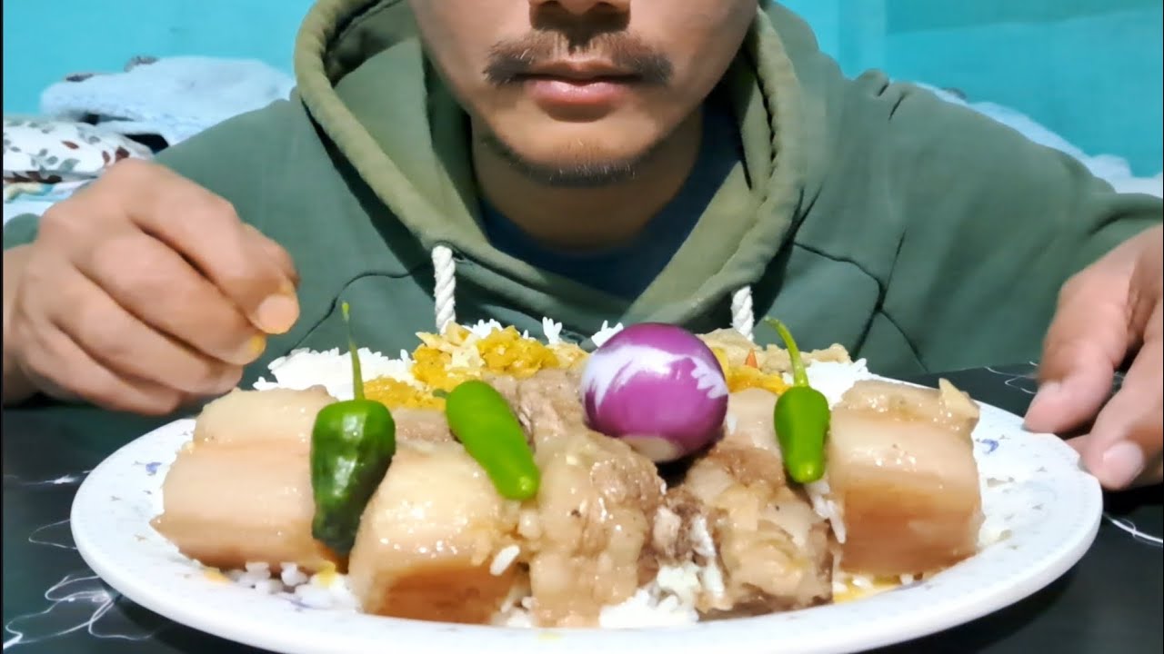 Big size Pork Belly cooked with Fermented Bambooshoot || Original Village Mukbang 
