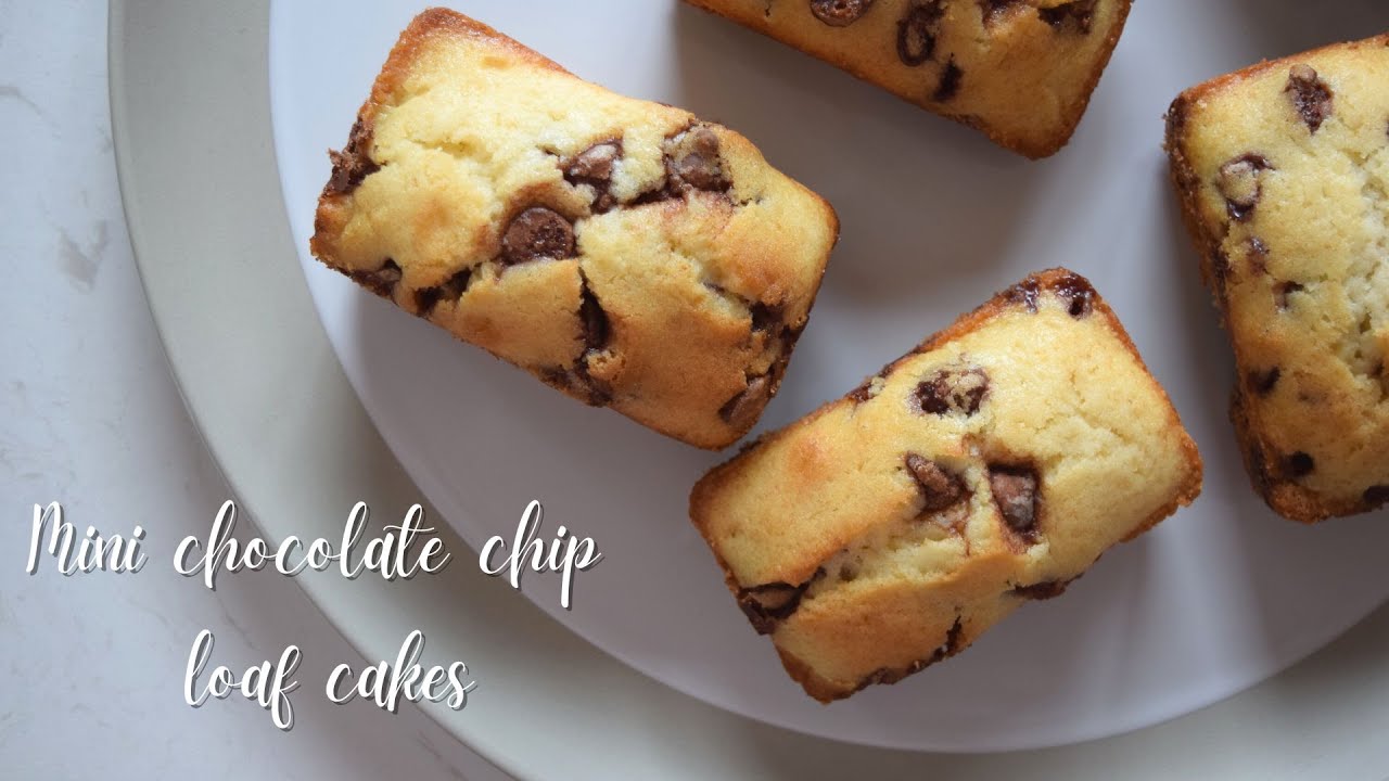 Mini Chocolate Chip Loaf Cakes | Sundaebake