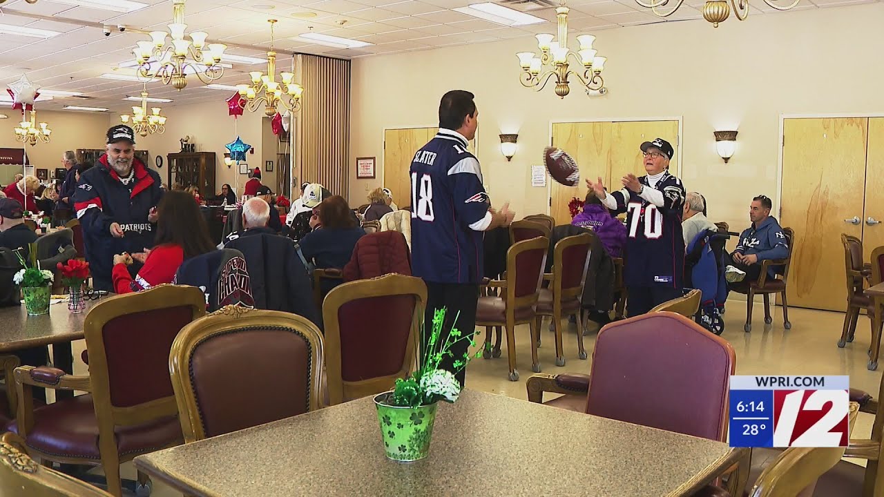 Street Stories: Johnston seniors hold Patriots rally