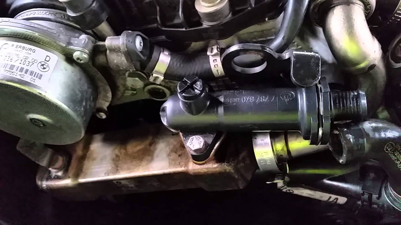 BMW E60 530d - Main Engine and EGR Thermostat change