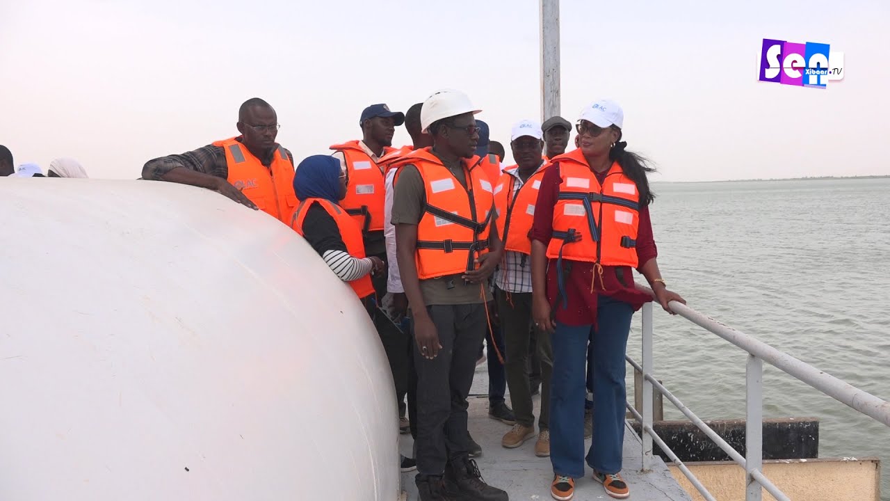 SAINT-LOUIS : L'OLAC PREND LA TEMPERATURE  DU LAC DE GUIERS ...