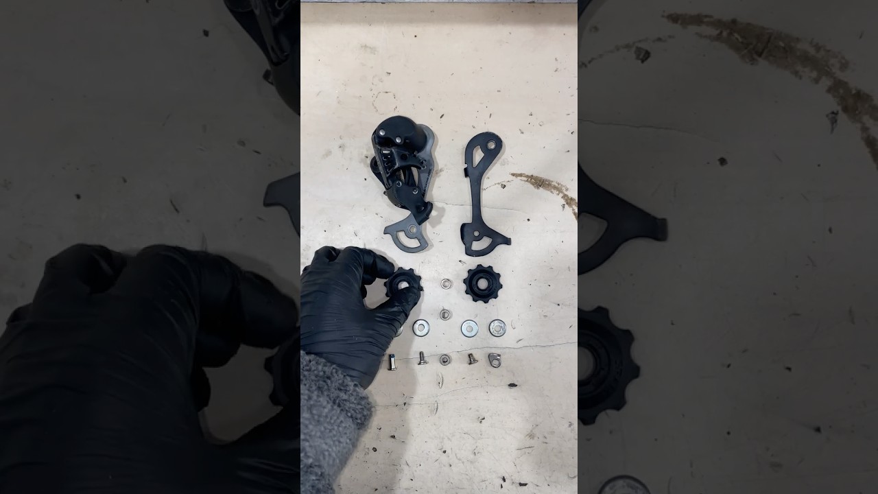 Restoring a Forgotten Rear Derailleur from the ’90s 