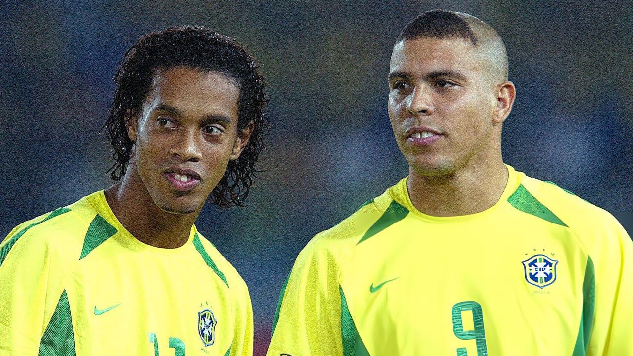 Ronaldo & Ronaldinho showing their class in 2002